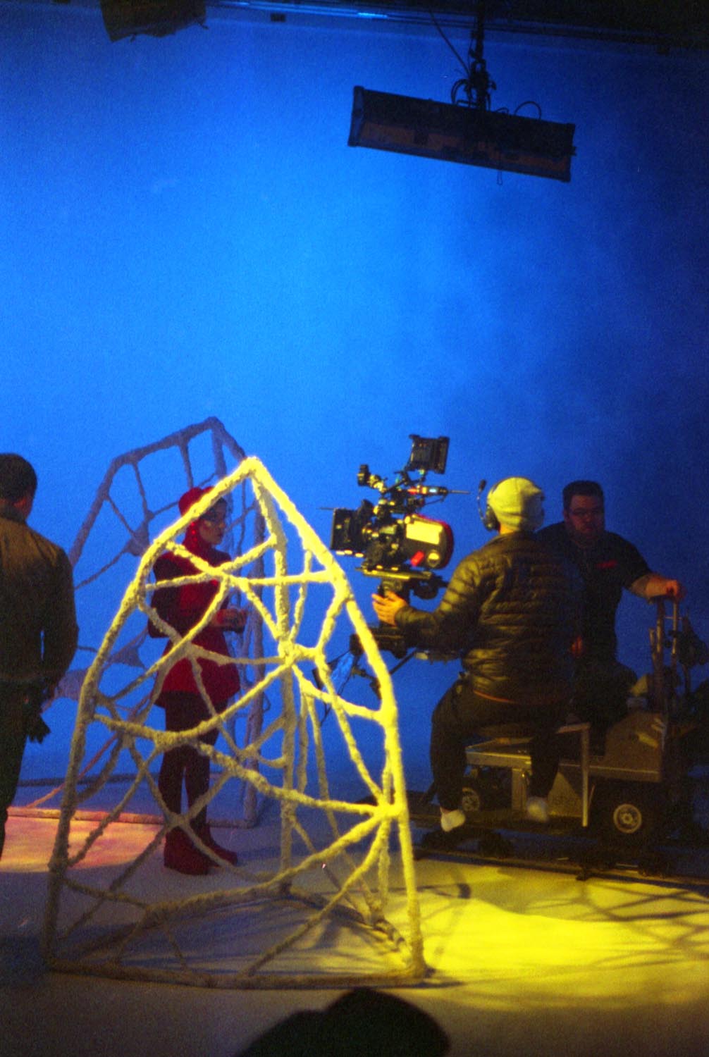 Behind the Scenes 016